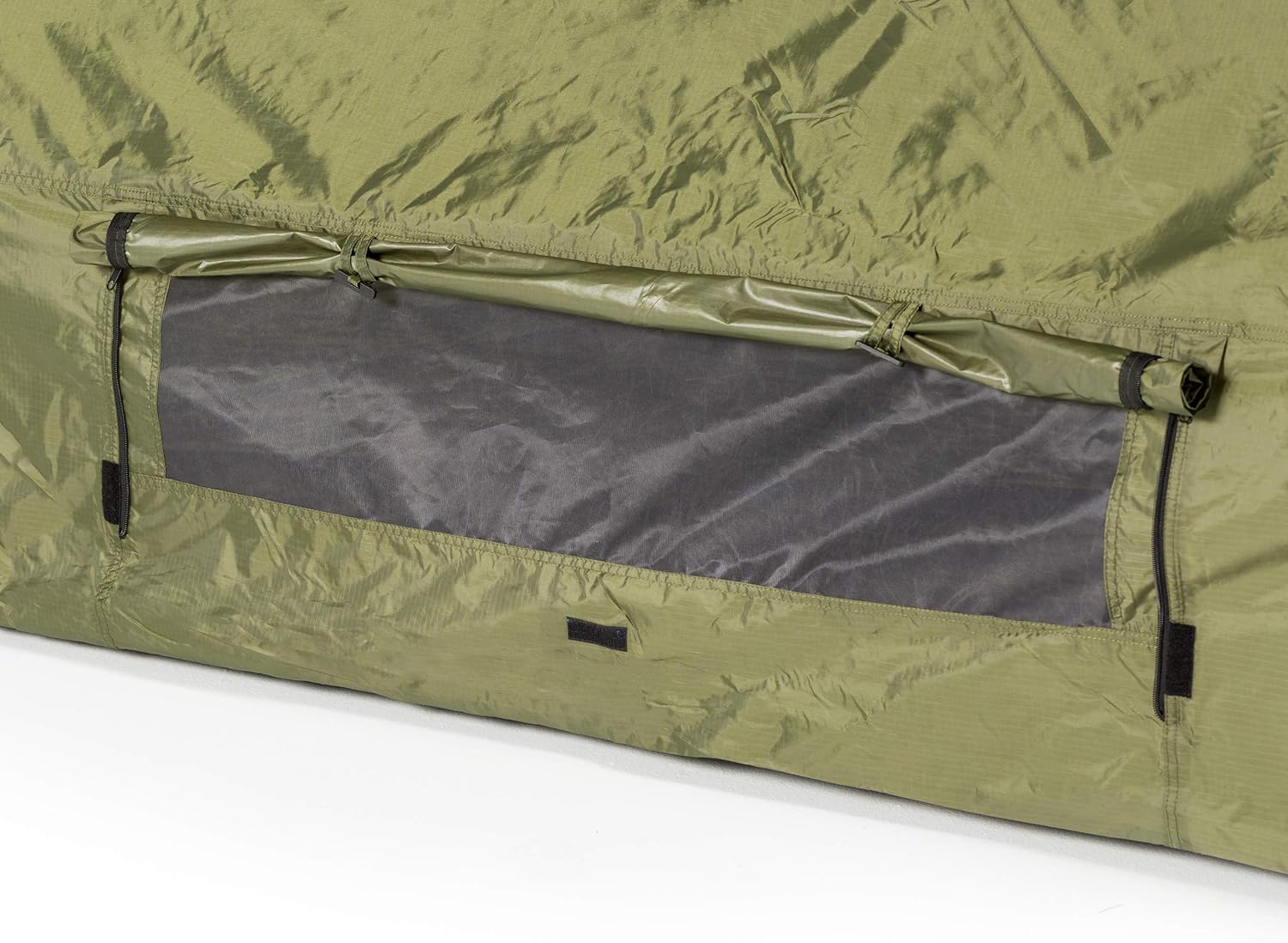 12 Person Teepee Camping Tent with Vented Roof Y682480