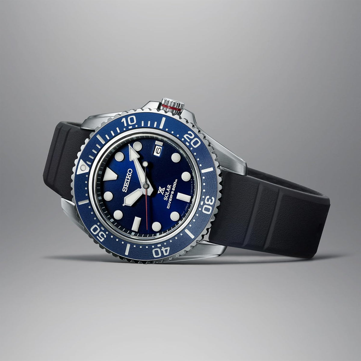 Solar Dive Watch with LumiBrite Hands, Stainless Steel Case, 200M Water Resistant G52797