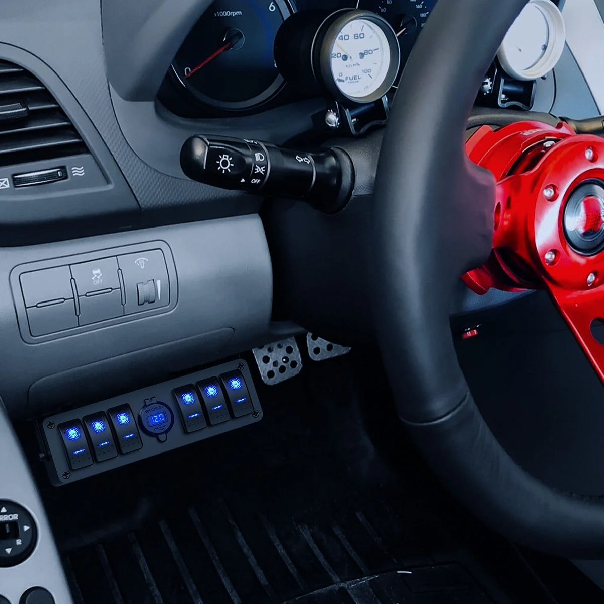 6 Gang Rocker Switch Panel with USB Charger Voltmeter Z93364