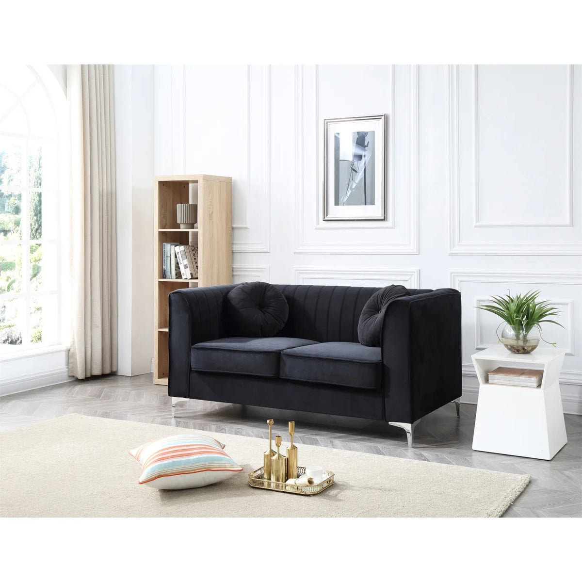 Black Tuxedo Arm Velvet Loveseat with 2-Throw Pillow R65361