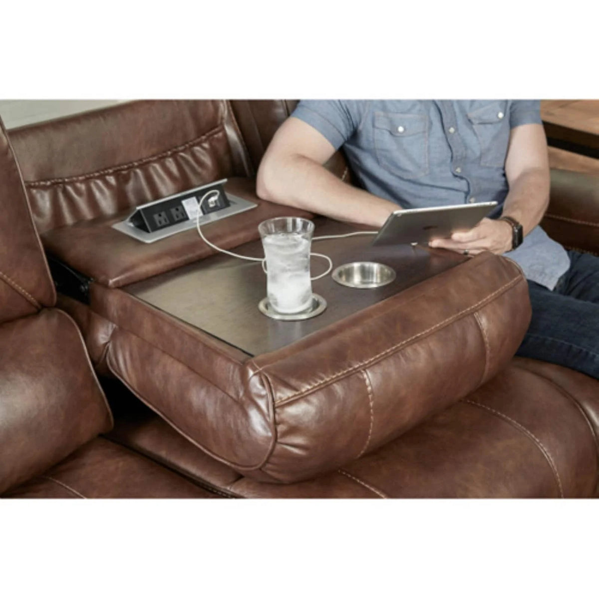 Brown Leather Manual Reclining Sofa with Storage Console and USB Port H8473