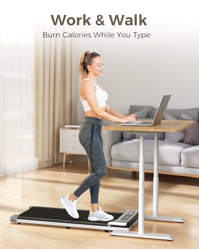 2.5 HP Portable Walking Treadmill with Remote Control and LED Display H1520