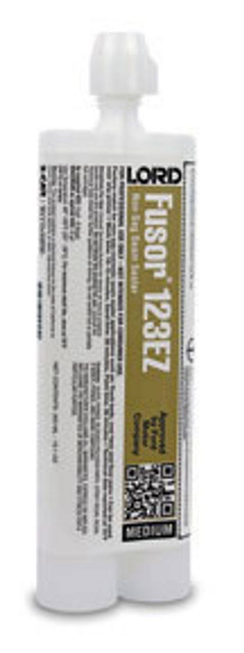 10.1 oz Medium-Set Non-Sag Seam Sealer Q746