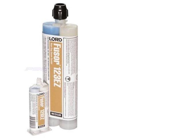 10.1 oz Medium-Set Non-Sag Seam Sealer Q746